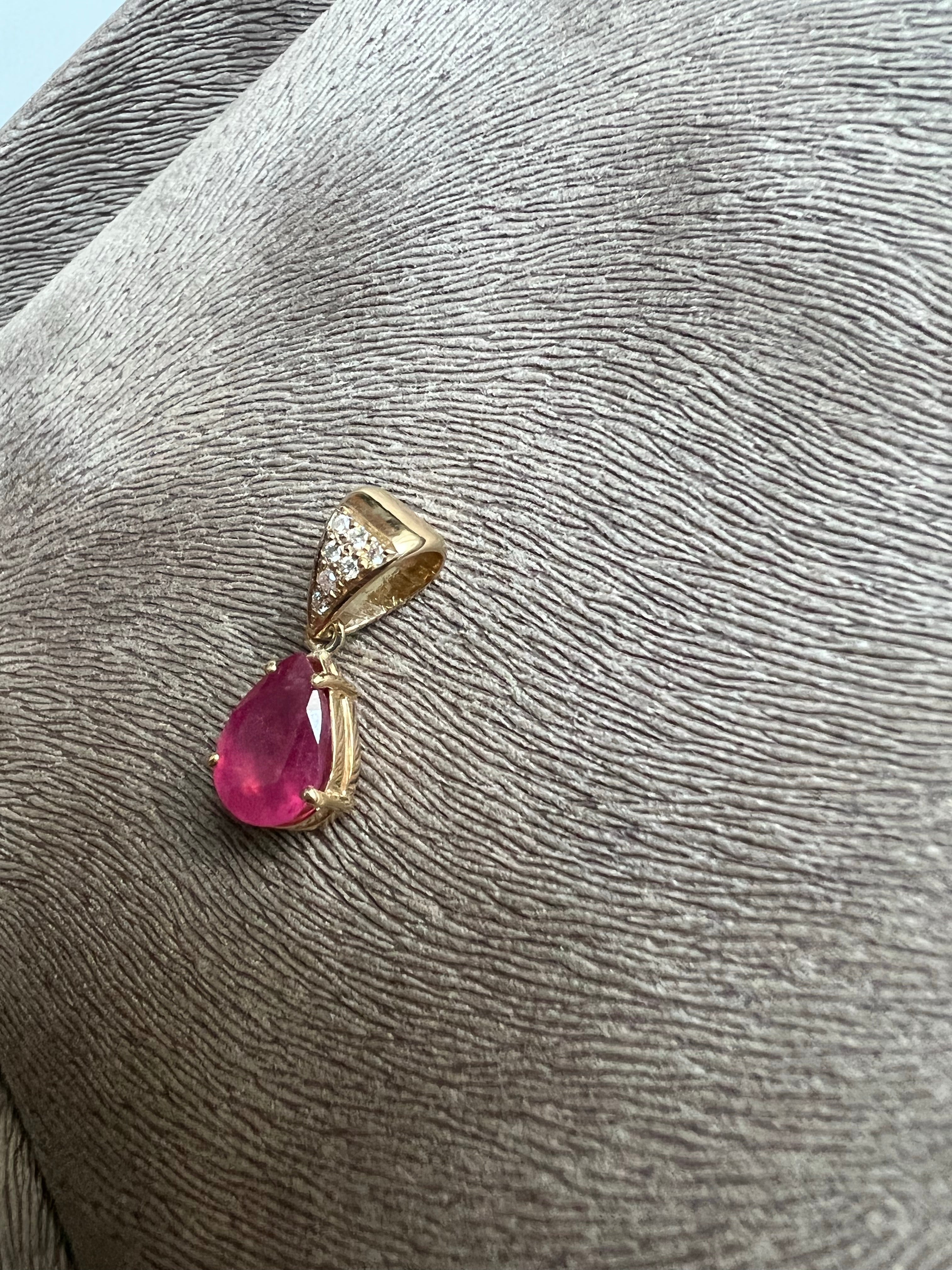 PEAR RUBY PENDANT